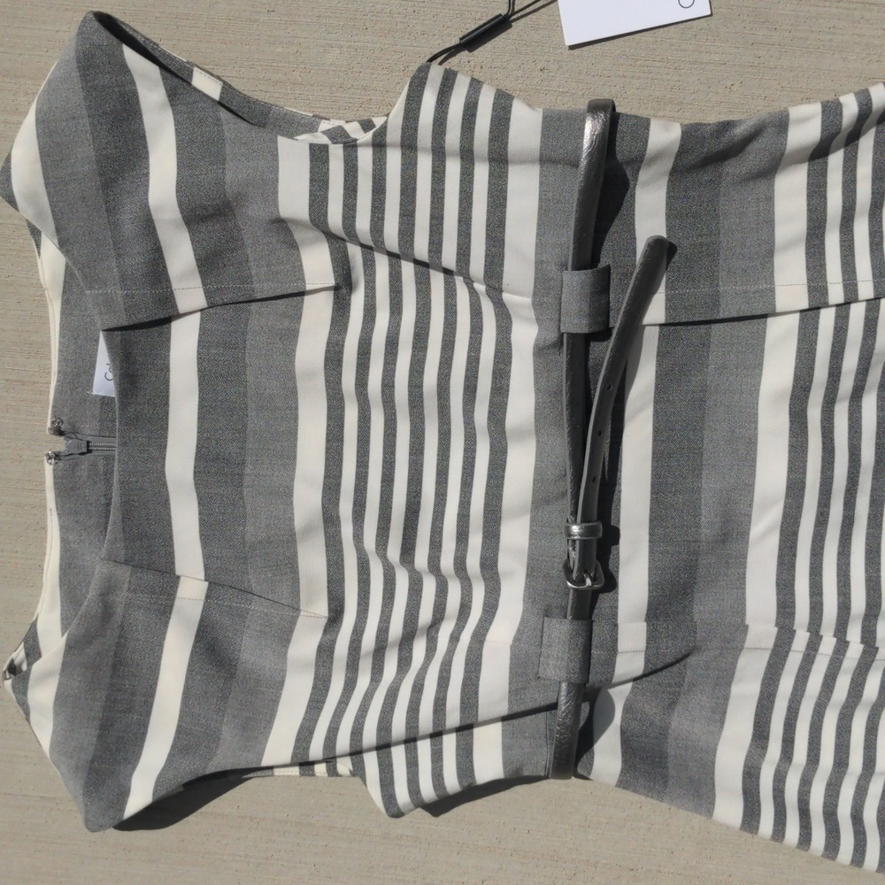 SOLD 💐Calvin Klein women's sheath dress grey white striped - Picture 2 of 8